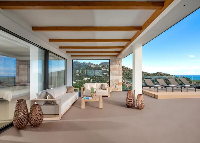 Cargiu - Luxury Sea View Villa Riva dei Pini